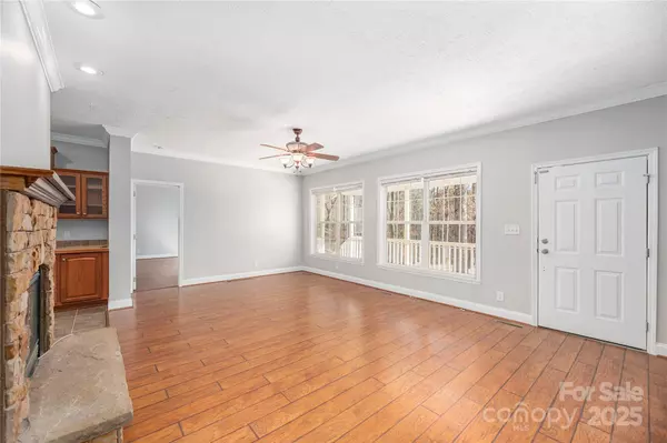 Brevard, NC 28712,236 Pole Miller EXT