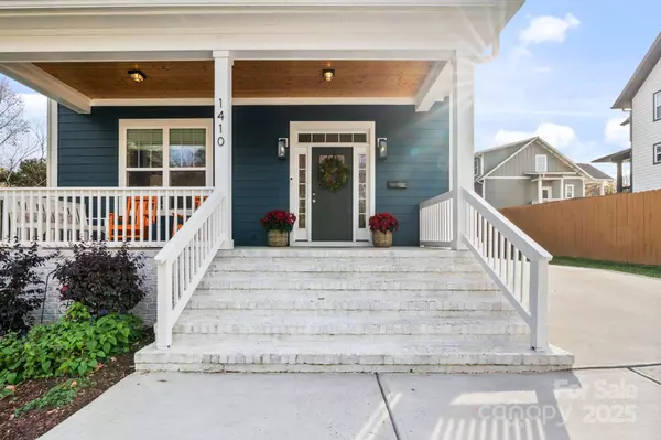 Charlotte, NC 28216,1410 Jennings ST