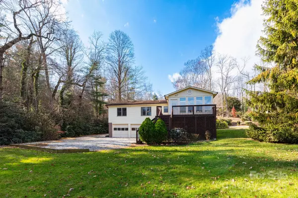 Hendersonville, NC 28791,218 Turtle LN