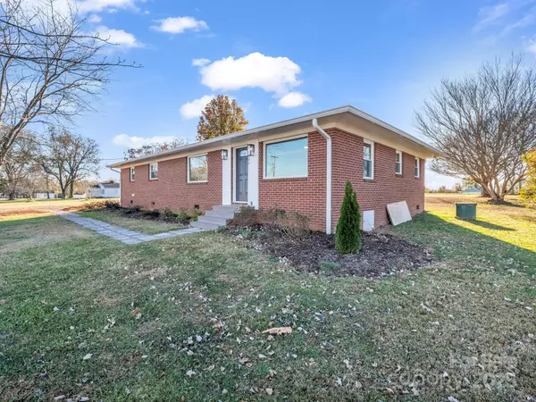 Mooresboro, NC 28114,1696 Race Path Church RD