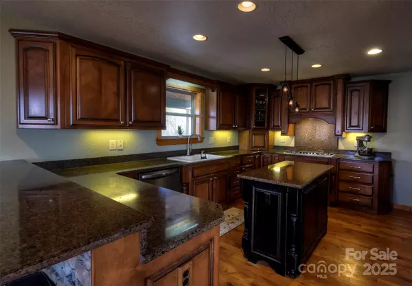 Andrews, NC 28901,168 Laramie HTS