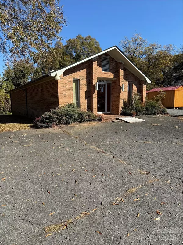 Concord, NC 28025,556 Newell ST NW