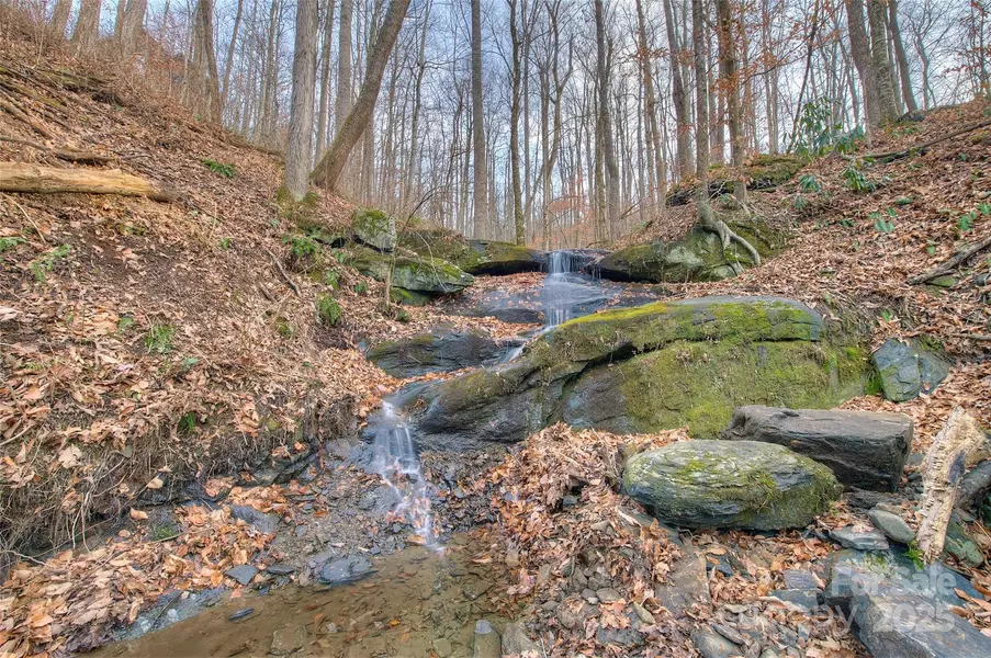 0 Pebble Ridge RD, Spruce Pine, NC 28777