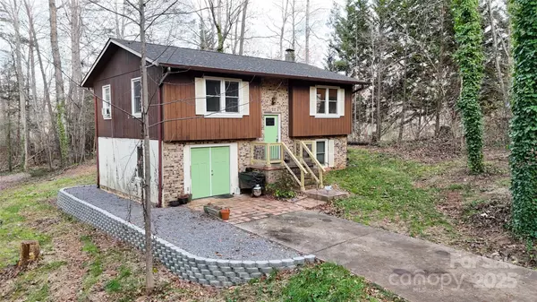 Marion, NC 28752,288 Nix Creek Church RD