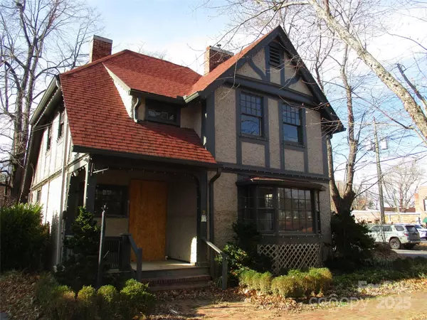 2 Boston WAY, Asheville, NC 28803