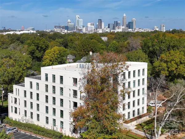 Charlotte, NC 28207,1500 Queens RD #204