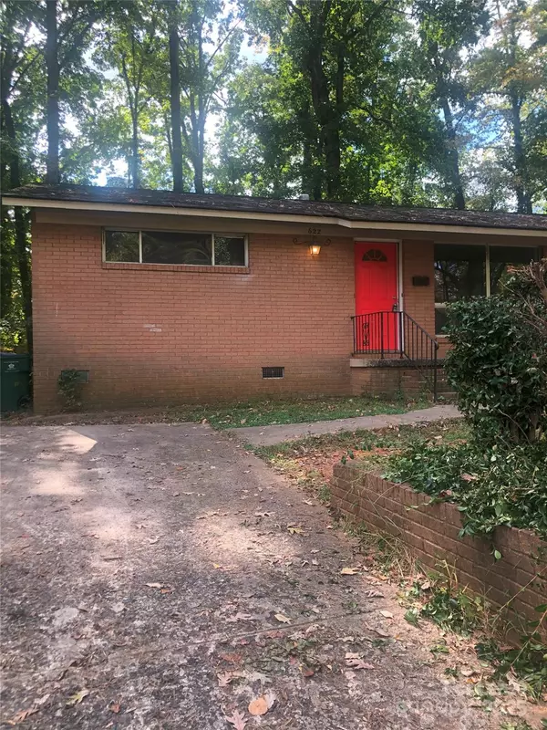 622 Camrose DR, Charlotte, NC 28215