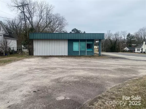 Chester, SC 29706,183 Columbia ST