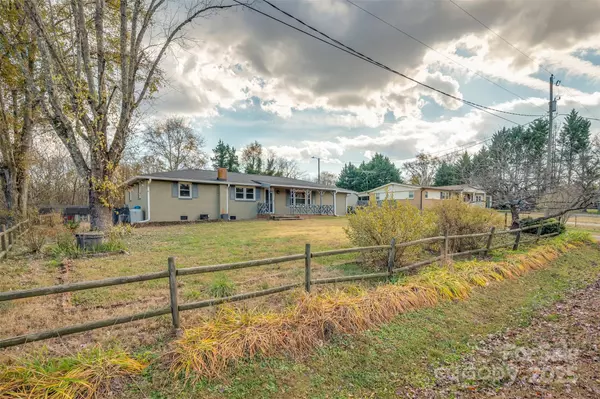 258 Brookmont AVE, Forest City, NC 28043