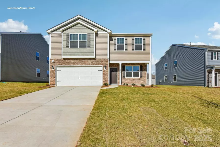 131 Rustling Waters DR, Mooresville, NC 28117