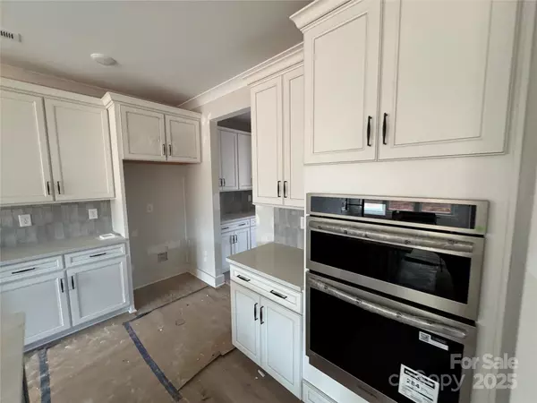 Stanley, NC 28164,1268 Carrington DR