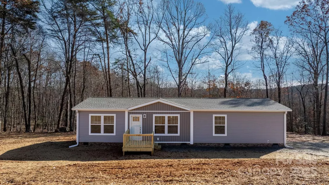 149 Oakstone DR, Statesville, NC 28677