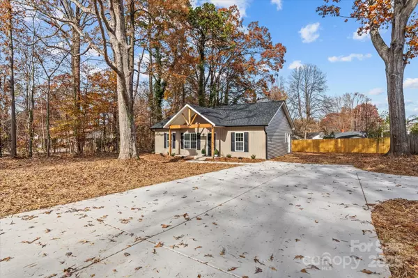 402 N Ward AVE, High Point, NC 27262