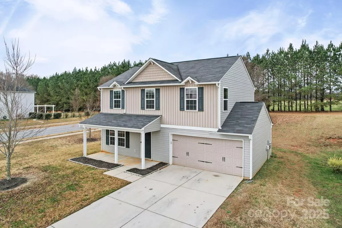 China Grove, NC 28023,501 Berrybeth CIR