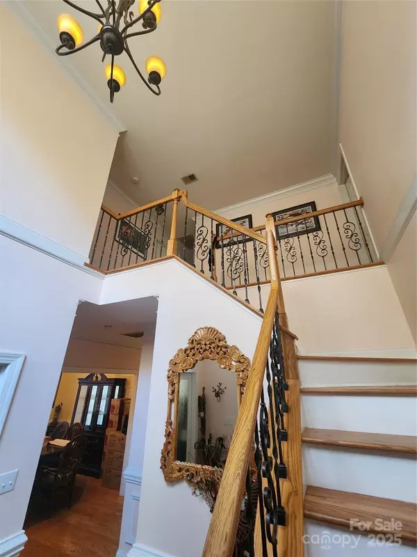 Charlotte, NC 28270,9438 Valley RD