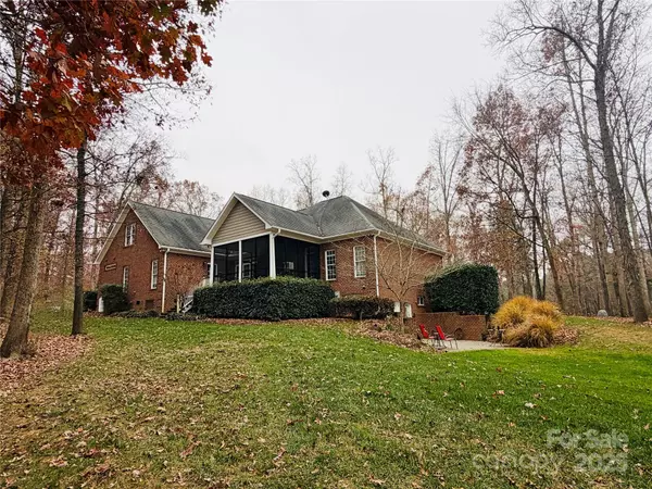 Mount Pleasant, NC 28124,5201 Barrier Store RD