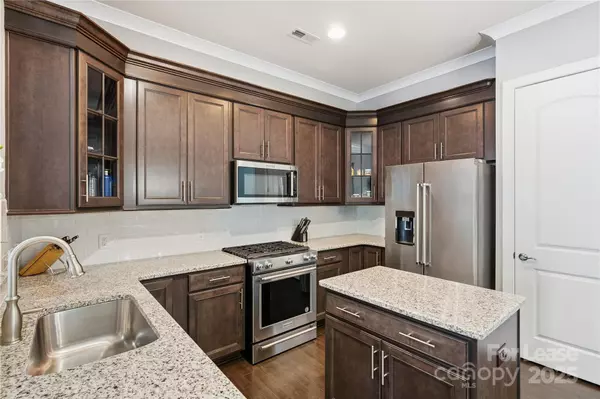 Charlotte, NC 28277,7036 Henry Quincy WAY