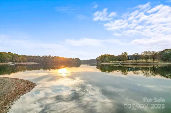 Monroe, NC 28110,1317 St Regis CT