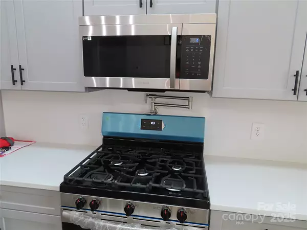 Rock Hill, SC 29730,489 E Border RD