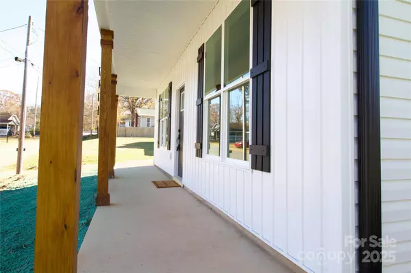 Kannapolis, NC 28081,2417 Summit AVE