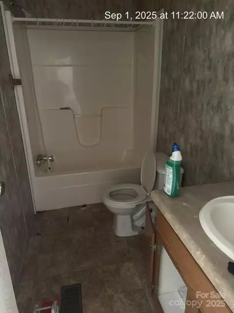 Marion, NC 28752,566 Plemmons PL