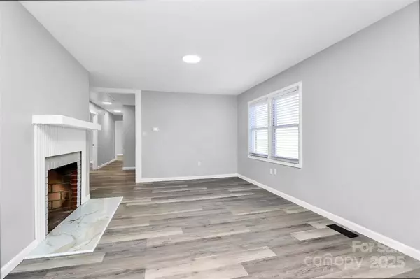 Monroe, NC 28110,5816 Concord HWY