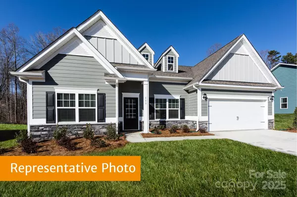 12155 Muscadine CT, Midland, NC 28107