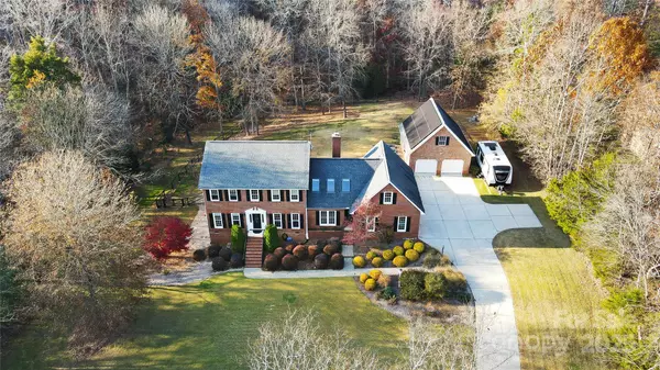 Charlotte, NC 28227,10915 Tara Oaks DR