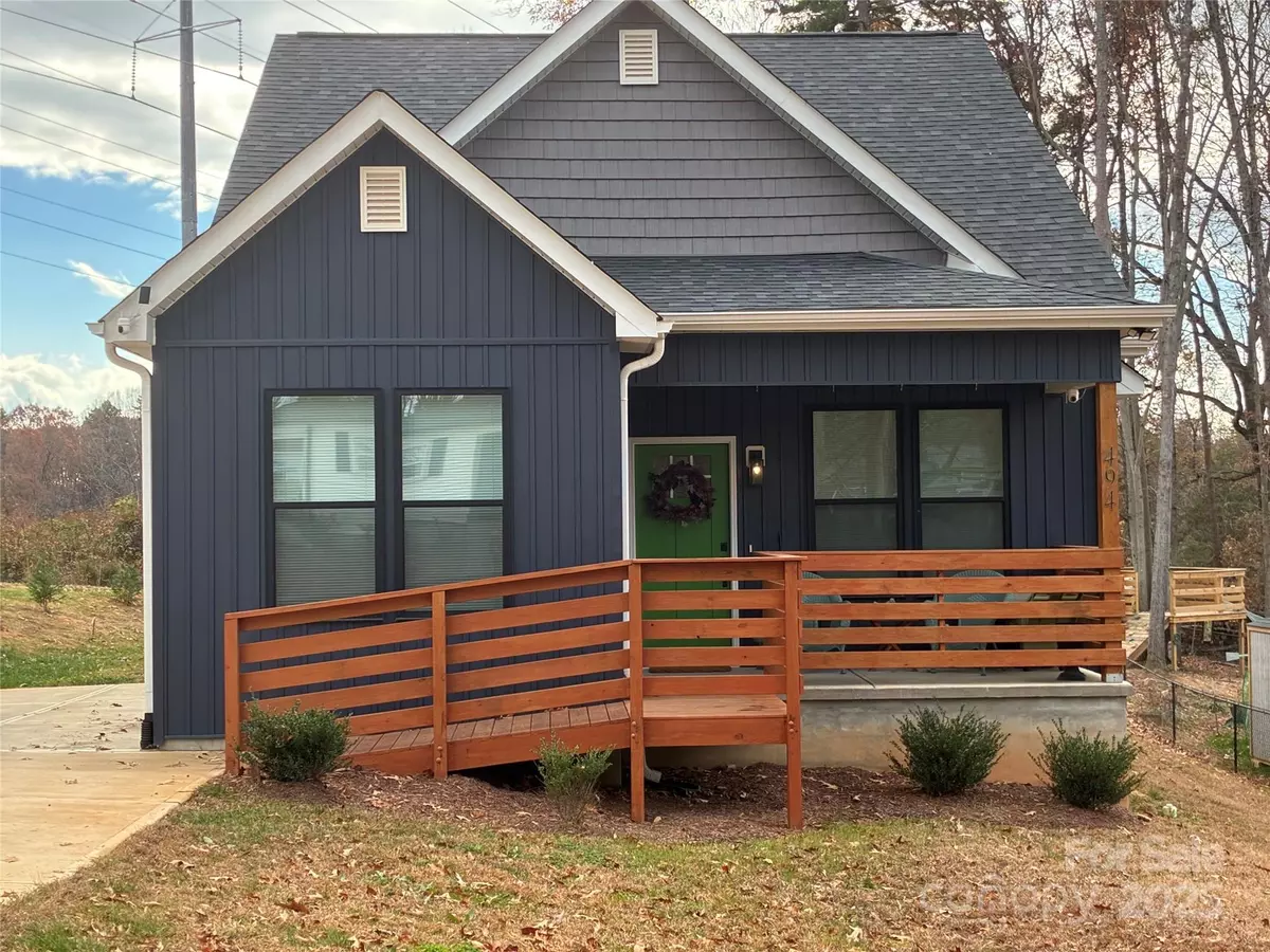 Kannapolis, NC 28083,494 E 22nd ST