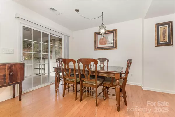 Charlotte, NC 28215,7705 Ponderosa Pine LN