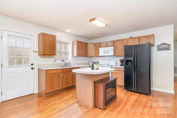 Lenoir, NC 28645,1820 Cline PL