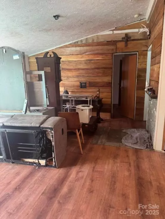 Valdese, NC 28690,2503 Messer ST