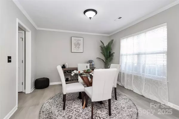 Fort Mill, SC 29715,949 Heritage Pkwy