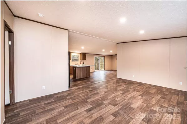 Lenoir, NC 28645,3173 Bear Trail DR