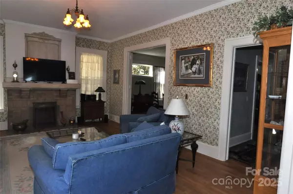 Chester, SC 29706,146 Saluda ST