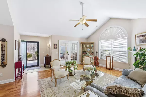 Swannanoa, NC 28778,36 Craggy Vista DR