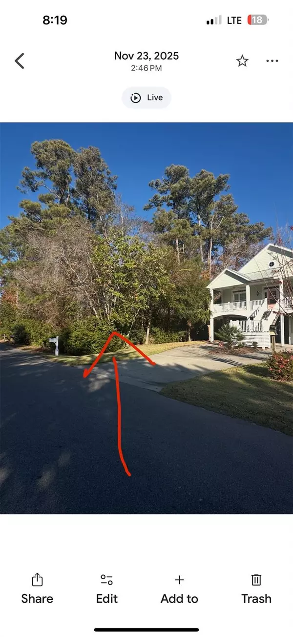 Oak Island, NC 28465,318 NE 55th ST