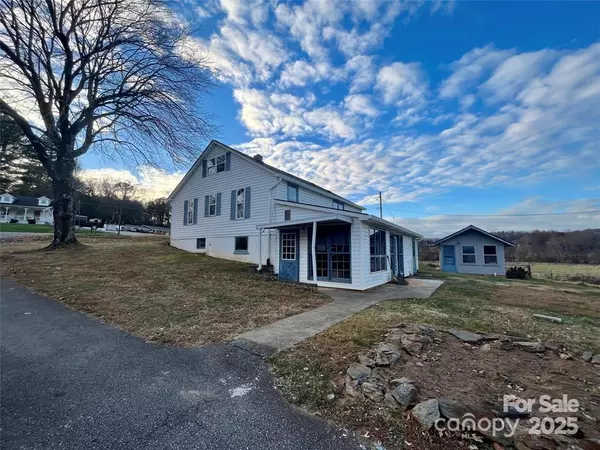 Lenoir, NC 28645,2333 Cedar Rock CIR