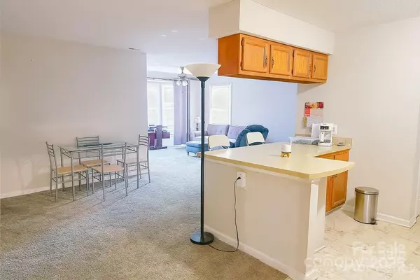 Charlotte, NC 28215,6234 Rosecroft DR