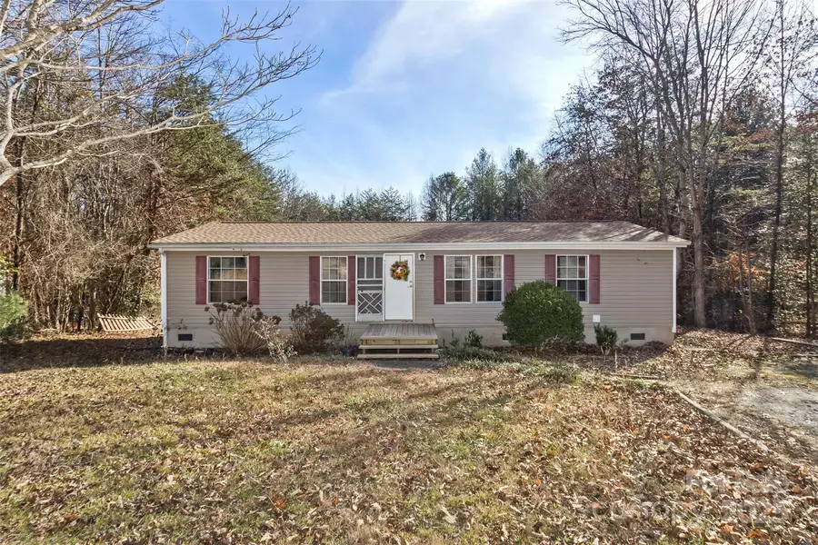 142 River Breeze DR, Morganton, NC 28655