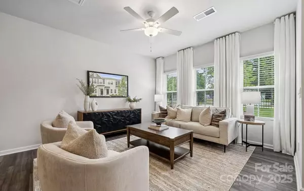 Charlotte, NC 28208,2962 Sloan DR #29