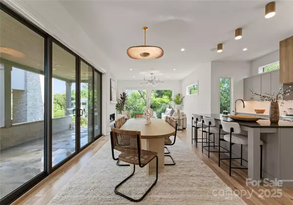 Charlotte, NC 28205,721 Charles AVE