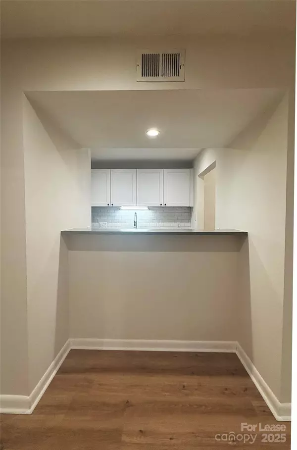 Charlotte, NC 28270,4948 Sardis RD #A