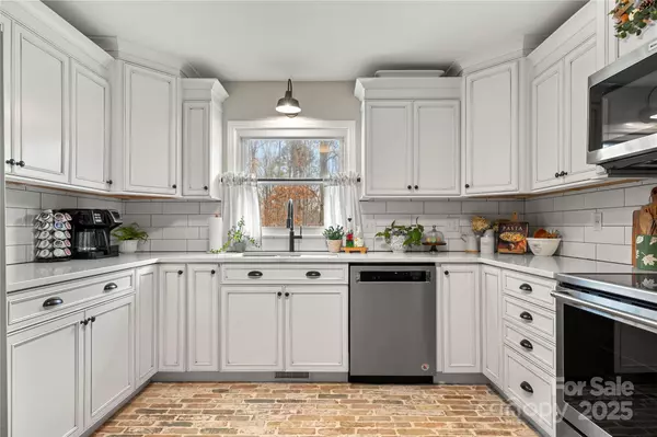 Gastonia, NC 28056,2010 Monticello DR