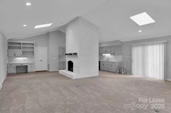 Matthews, NC 28105,1116 Reverdy LN