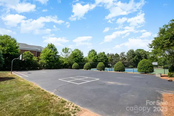 Concord, NC 28027,4760 Lauren Glen ST NW