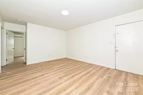 Concord, NC 28025,260 Church ST N #2