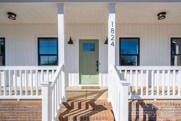 Lincolnton, NC 28092,1824 NC 182 HWY