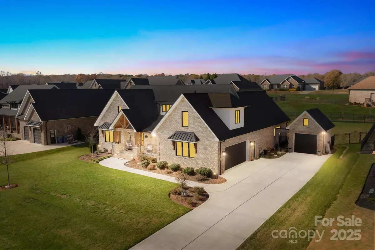 Lincolnton, NC 28092,2983 Tavistock LN