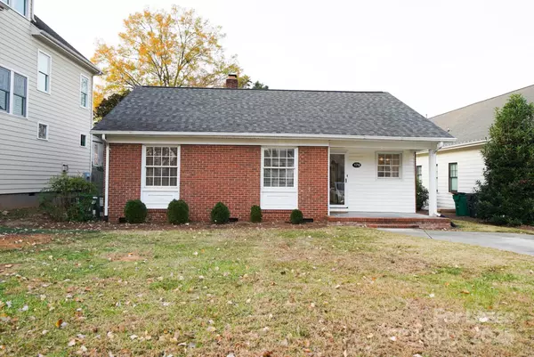 Charlotte, NC 28211,179 N Canterbury RD